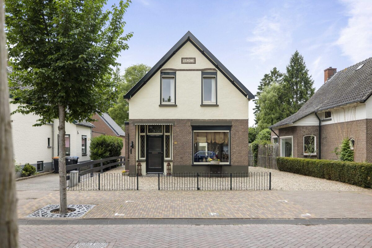 Voorst – Rijksstraatweg 122