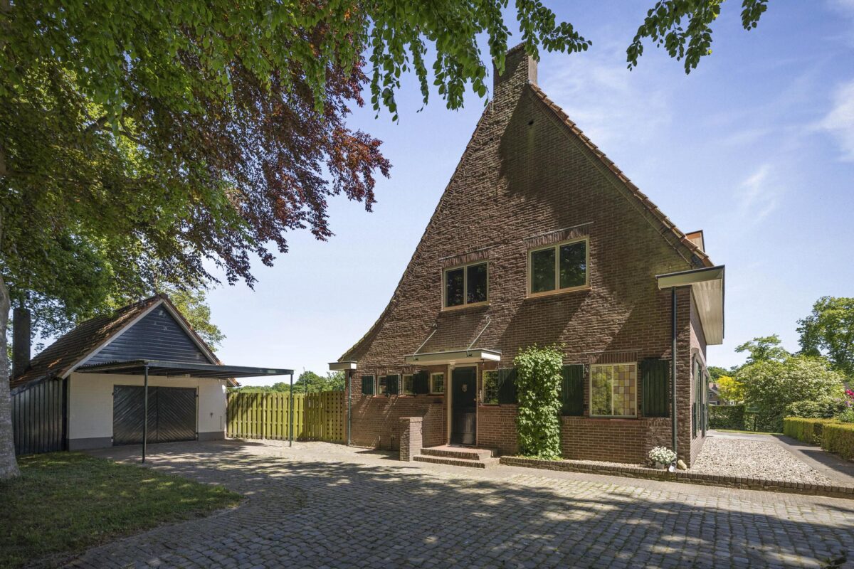 Voorst – Bussloselaan 9